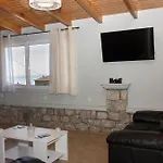 Emilia's With Sea View Balcony, Apartment *