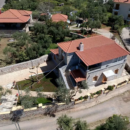 Emilia's Upper Floor Appartamento