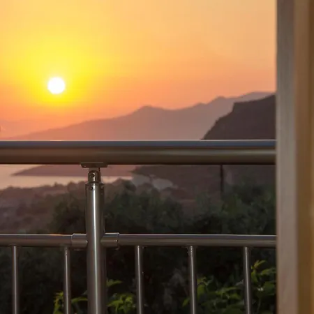 Emilia's With Sea View Balcony, *