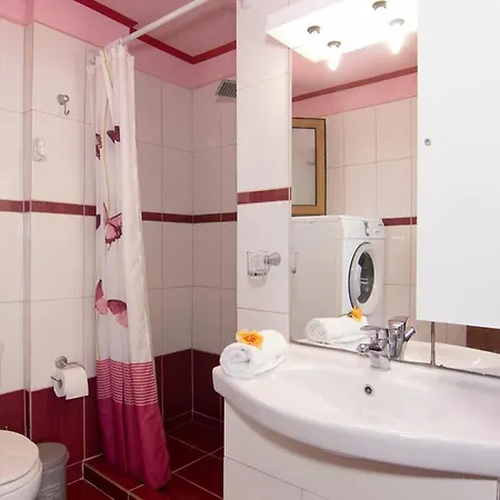 Emilia's With Sea View Balcony, Apartment Stoupa
