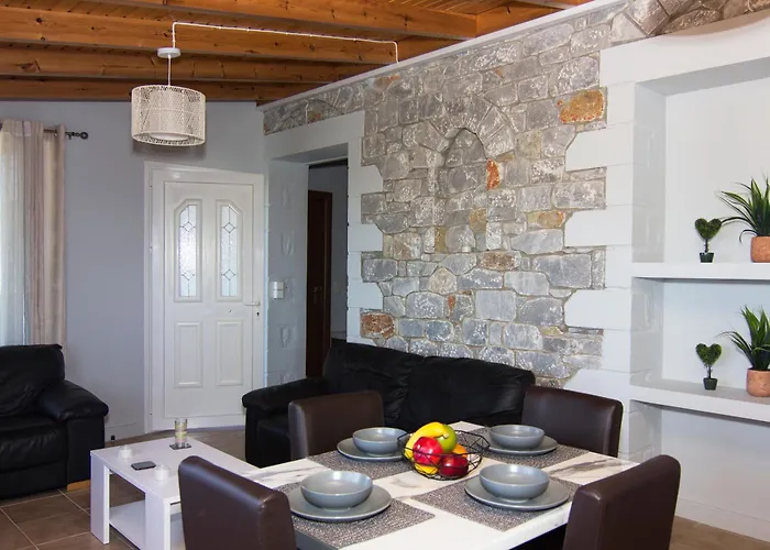 Emilia's Upper Floor *