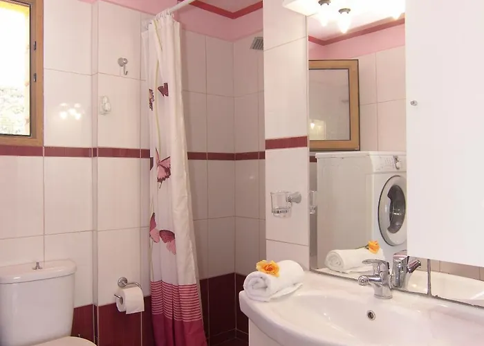 Emilia's Upper Floor *