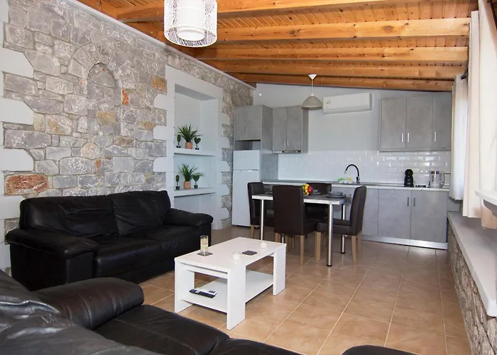 Emilia's Upper Floor *